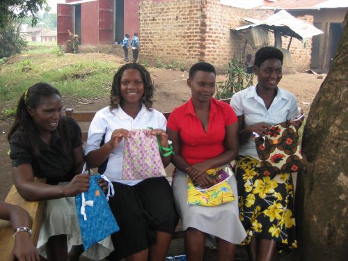 days for girls washable sanitary pads