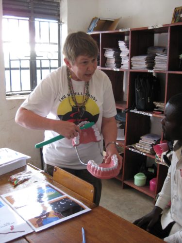 Toothbrushing demo using a model