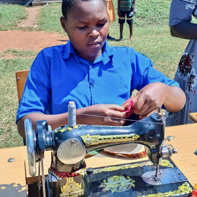 treadle sewing machines